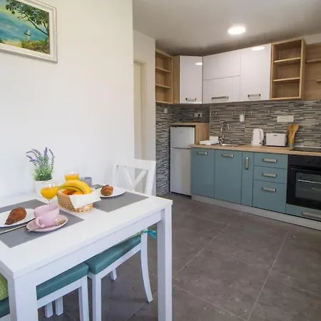 Frano 1/2 - Apartmán